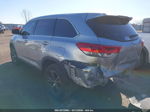 2019 Toyota Highlander Le Silver vin: 5TDZZRFHXKS313412