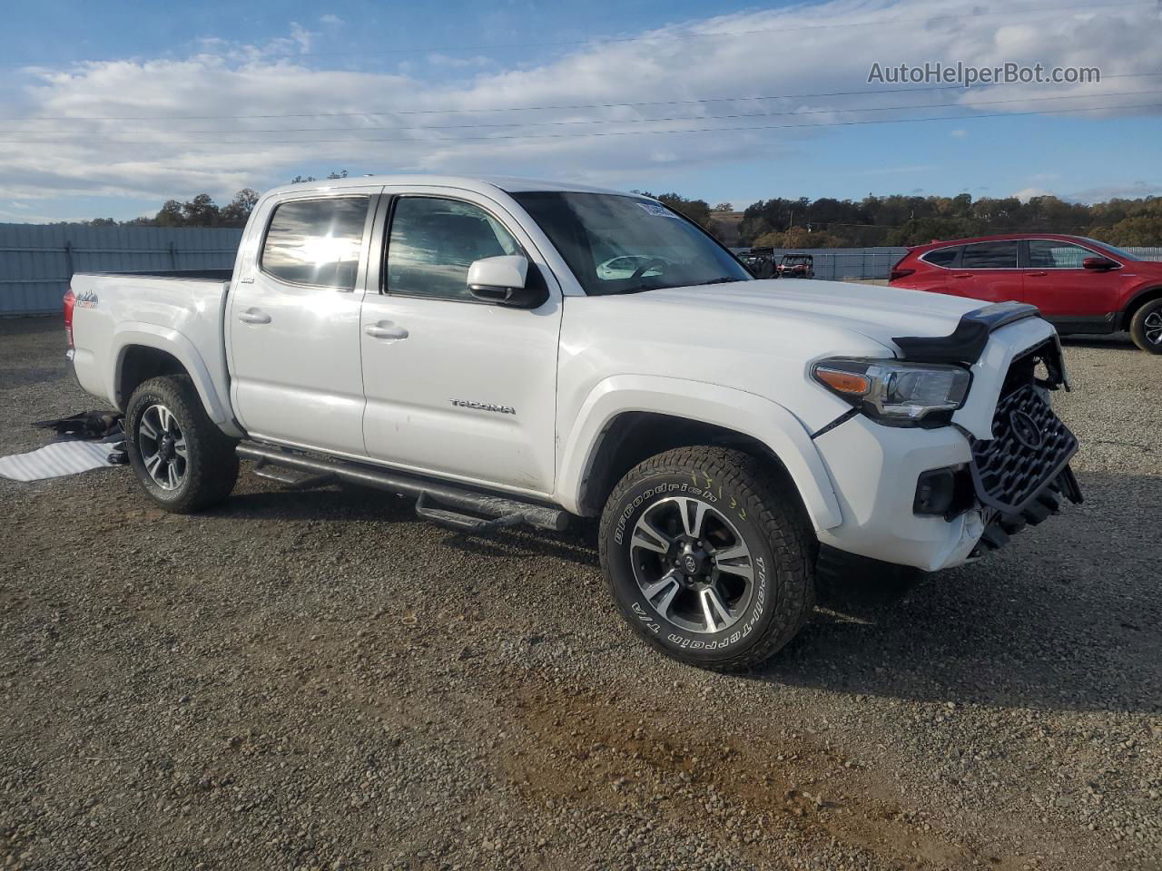 2017 Toyota Tacoma Double Cab Белый vin: 5TFAX5GN0HX096049