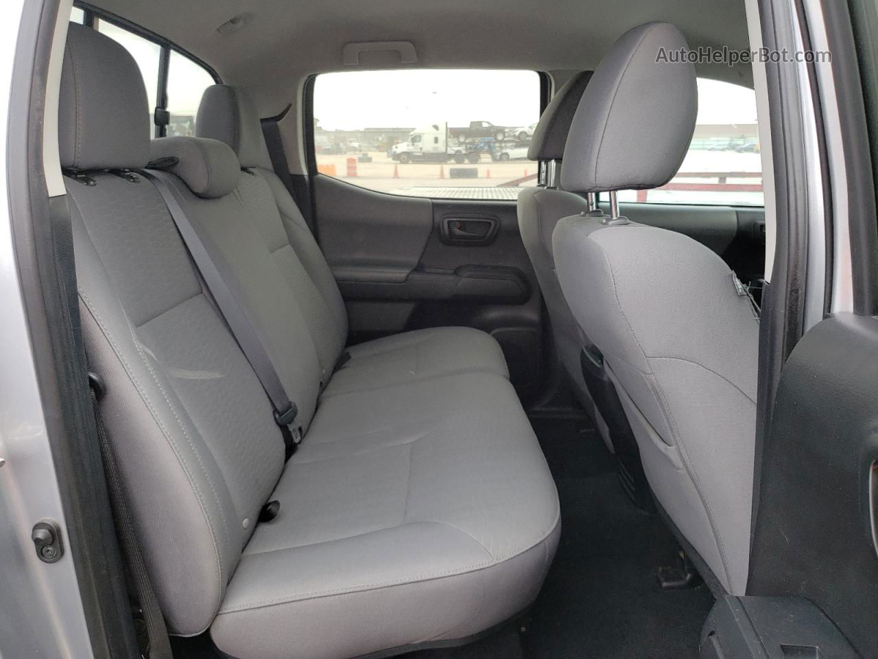 2019 Toyota Tacoma Double Cab Silver vin: 5TFAX5GN0KX141546