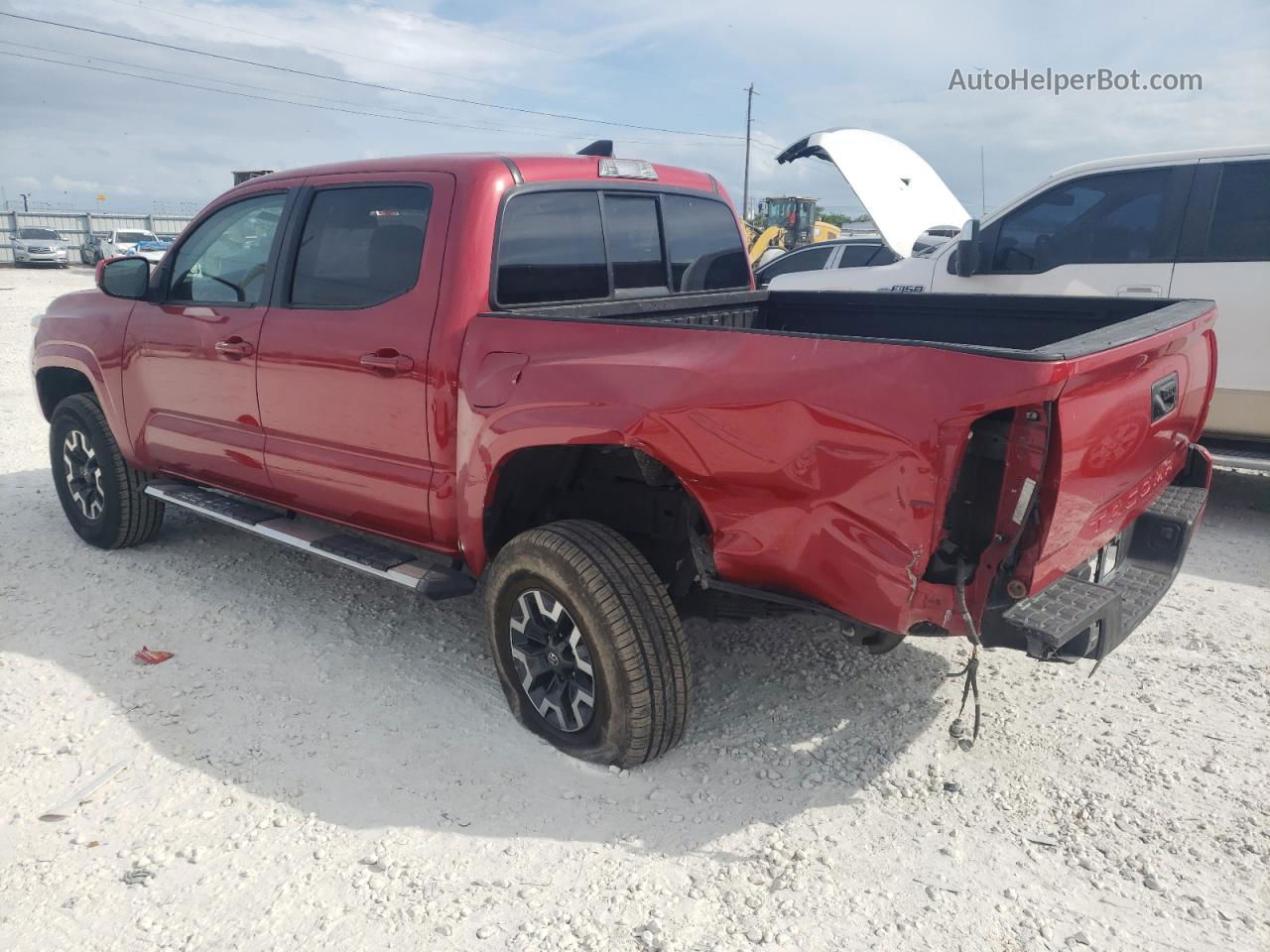 2019 Toyota Tacoma Double Cab Red vin: 5TFAX5GN1KX160820