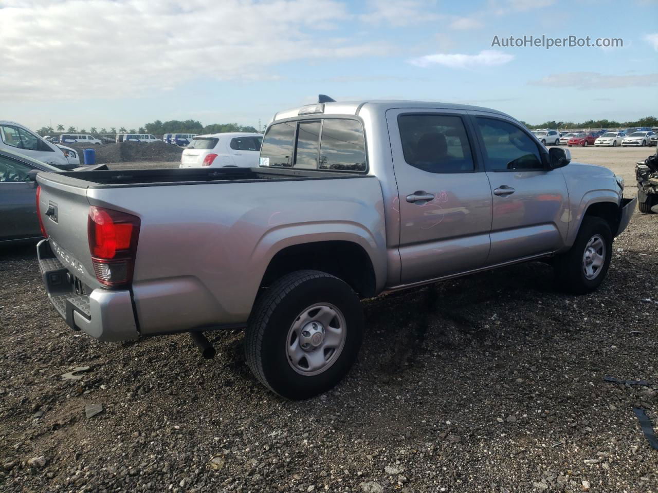 2019 Toyota Tacoma Double Cab Silver vin: 5TFAX5GN5KX132969