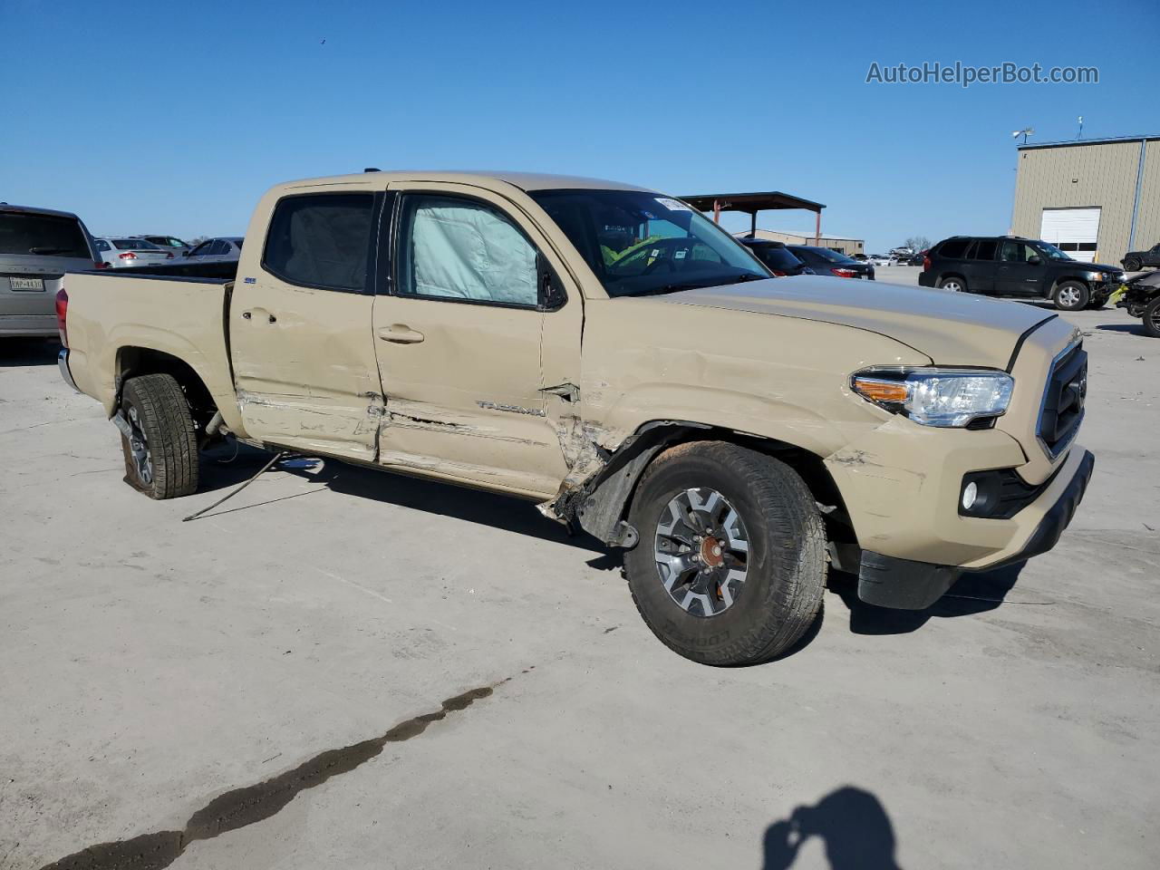 2020 Toyota Tacoma Double Cab Желто-коричневый vin: 5TFAX5GN5LX179324