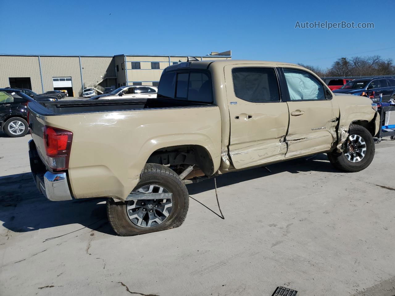 2020 Toyota Tacoma Double Cab Tan vin: 5TFAX5GN5LX179324