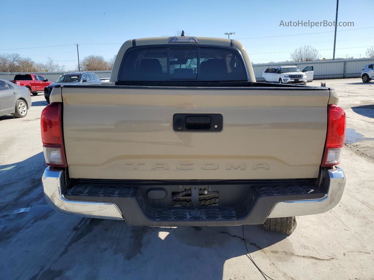 2020 Toyota Tacoma Double Cab Tan vin: 5TFAX5GN5LX179324