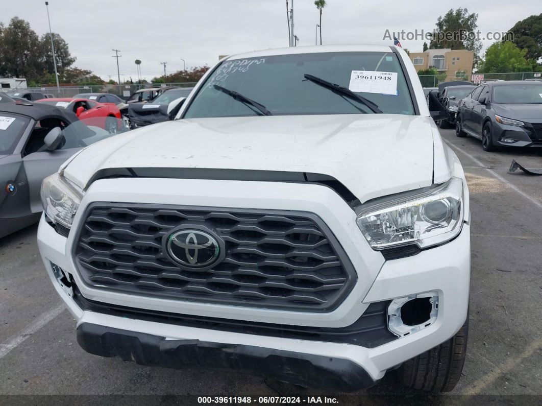 2017 Toyota Tacoma Sr White vin: 5TFAX5GN6HX098193