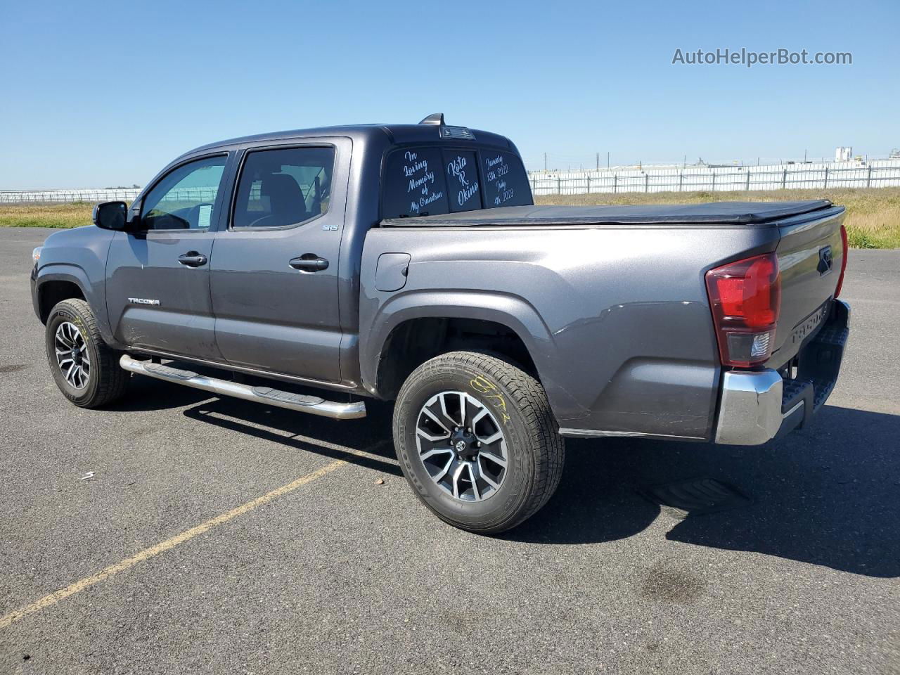 2020 Toyota Tacoma Double Cab Gray vin: 5TFAX5GN6LX175119