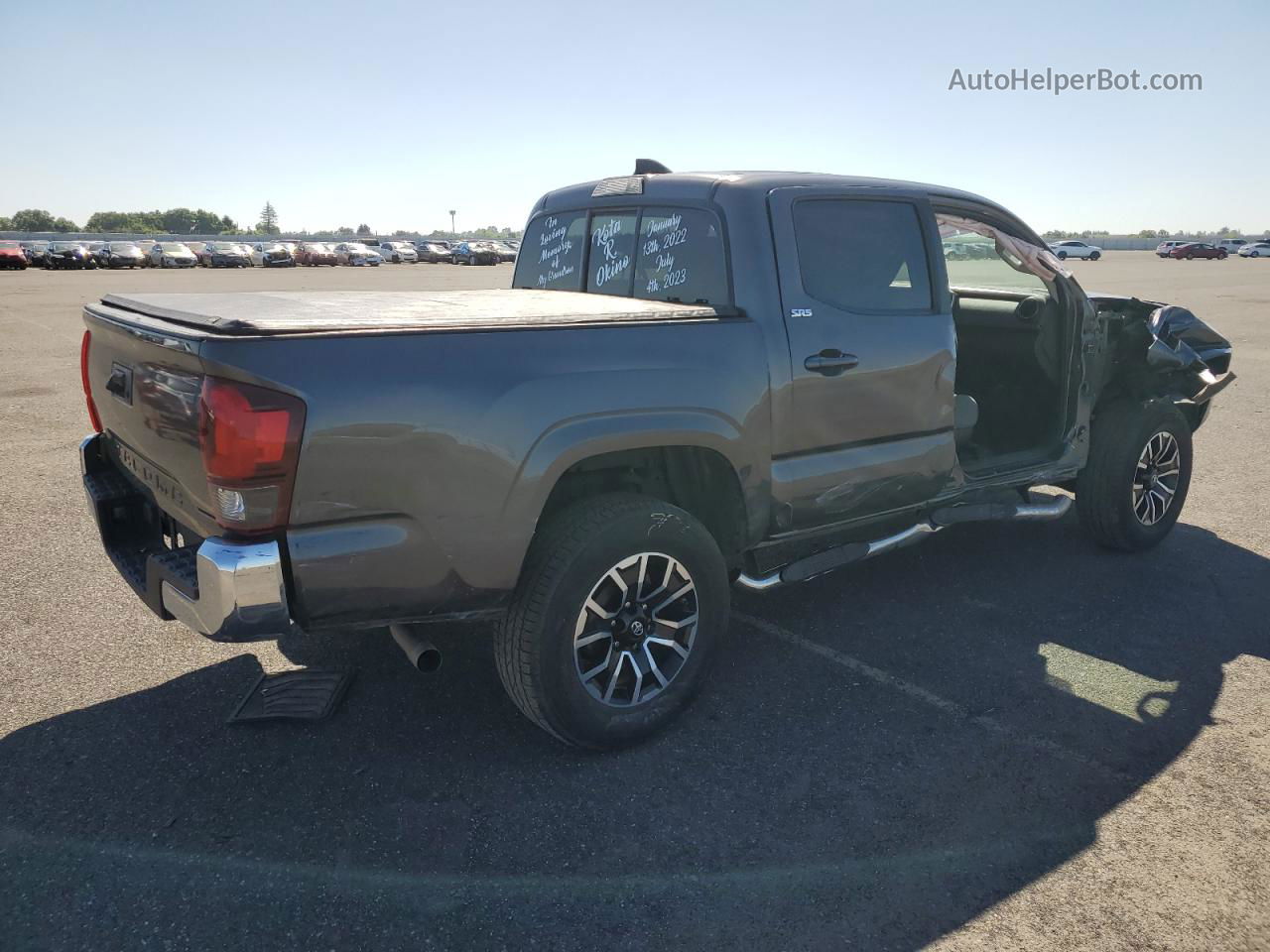 2020 Toyota Tacoma Double Cab Gray vin: 5TFAX5GN6LX175119