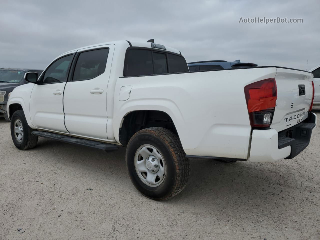 2020 Toyota Tacoma Double Cab White vin: 5TFAX5GN8LX166843