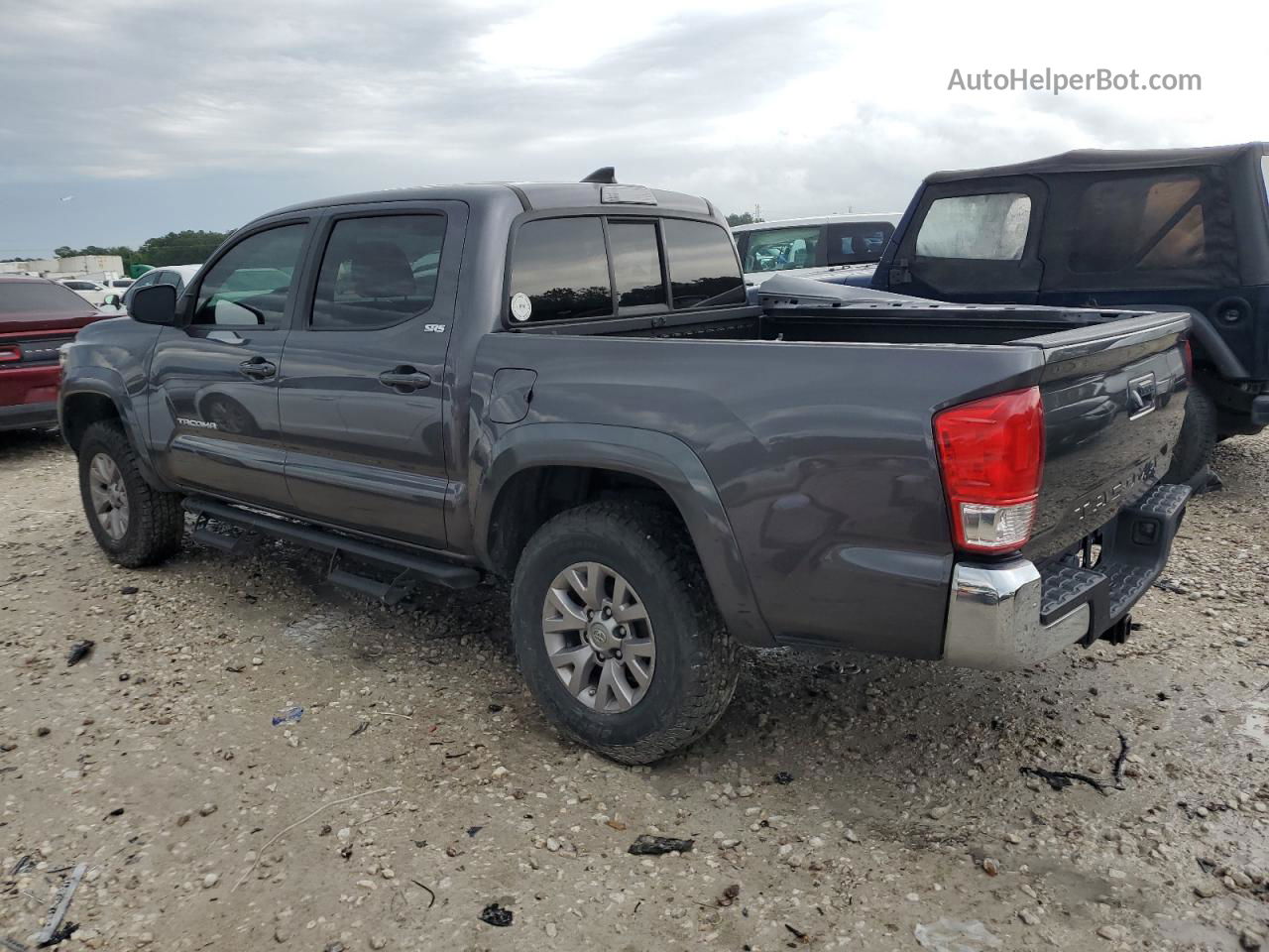 2017 Toyota Tacoma Double Cab Gray vin: 5TFAZ5CN1HX051122