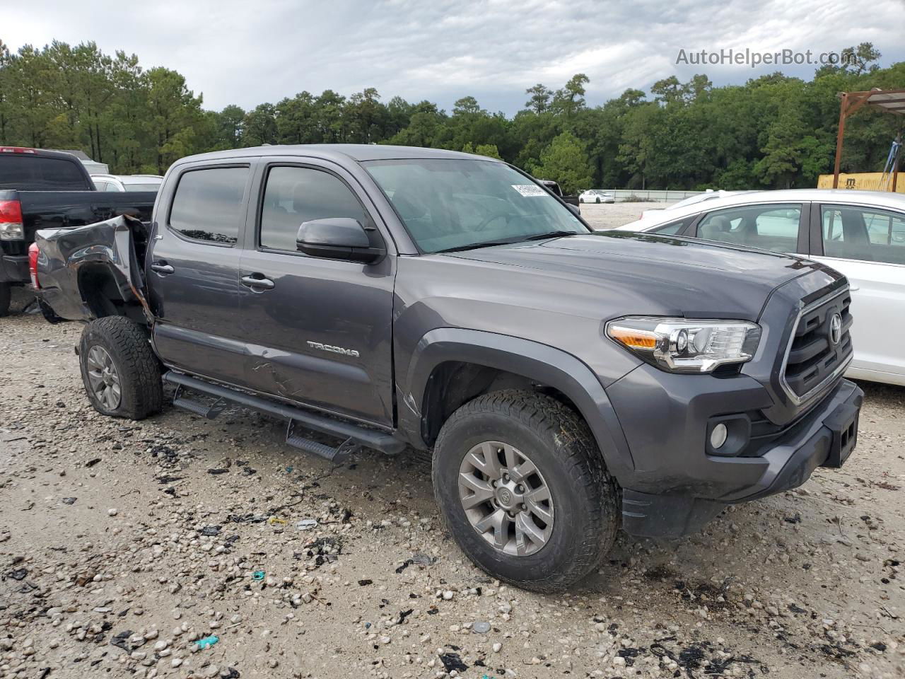 2017 Toyota Tacoma Double Cab Gray vin: 5TFAZ5CN1HX051122