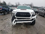 2017 Toyota Tacoma Double Cab White vin: 5TFAZ5CN2HX052778