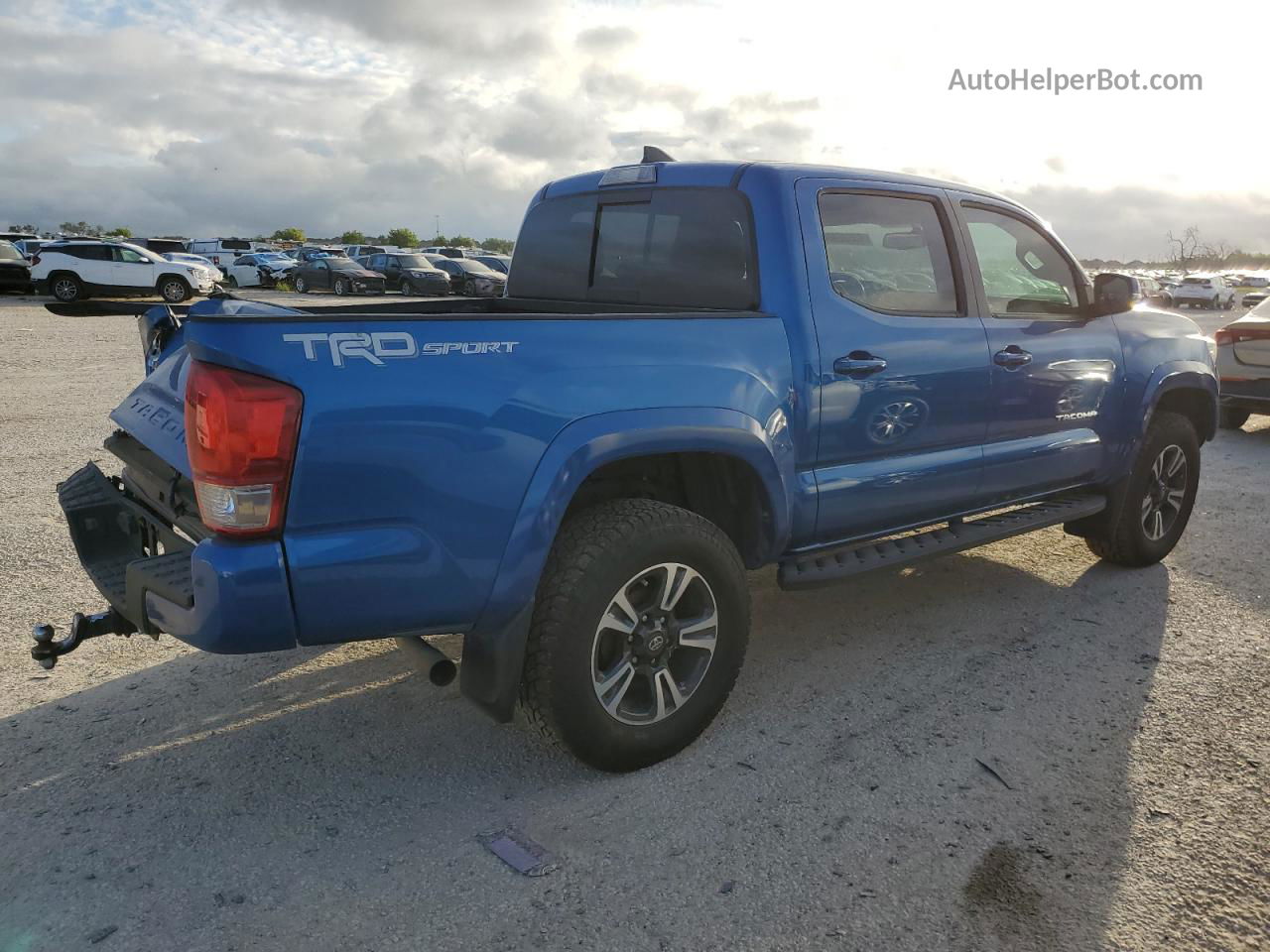 2017 Toyota Tacoma Double Cab Blue vin: 5TFAZ5CN3HX049792