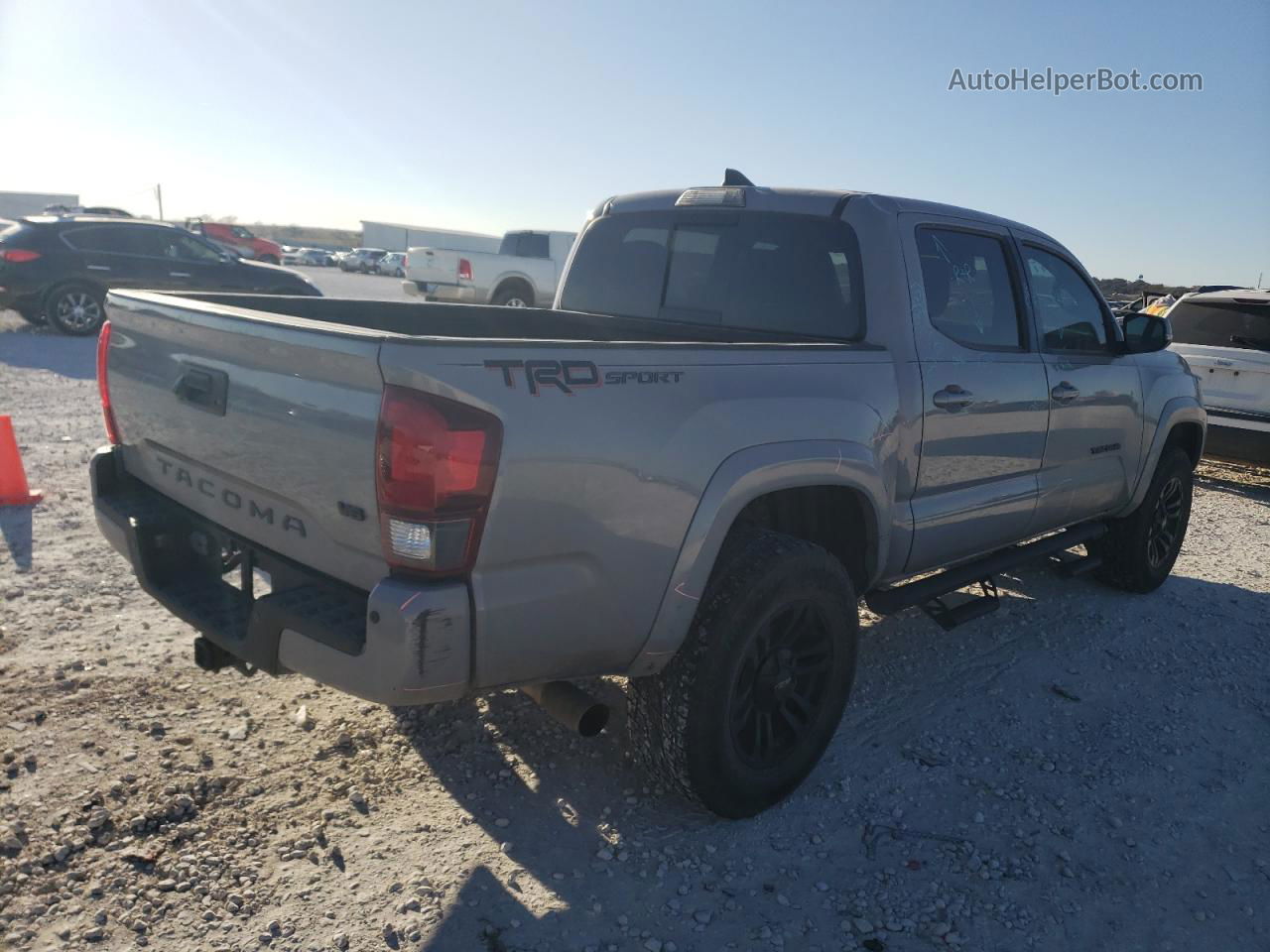 2019 Toyota Tacoma Double Cab Gray vin: 5TFAZ5CN3KX078913