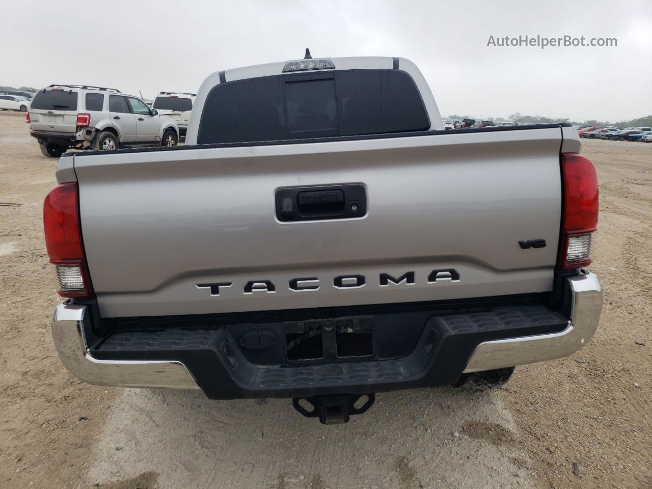 2021 Toyota Tacoma Double Cab Silver vin: 5TFAZ5CN5MX118427