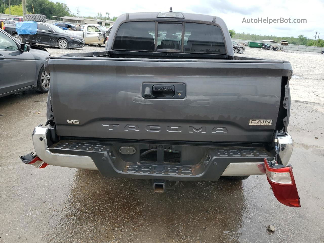 2017 Toyota Tacoma Double Cab Gray vin: 5TFAZ5CN7HX050766