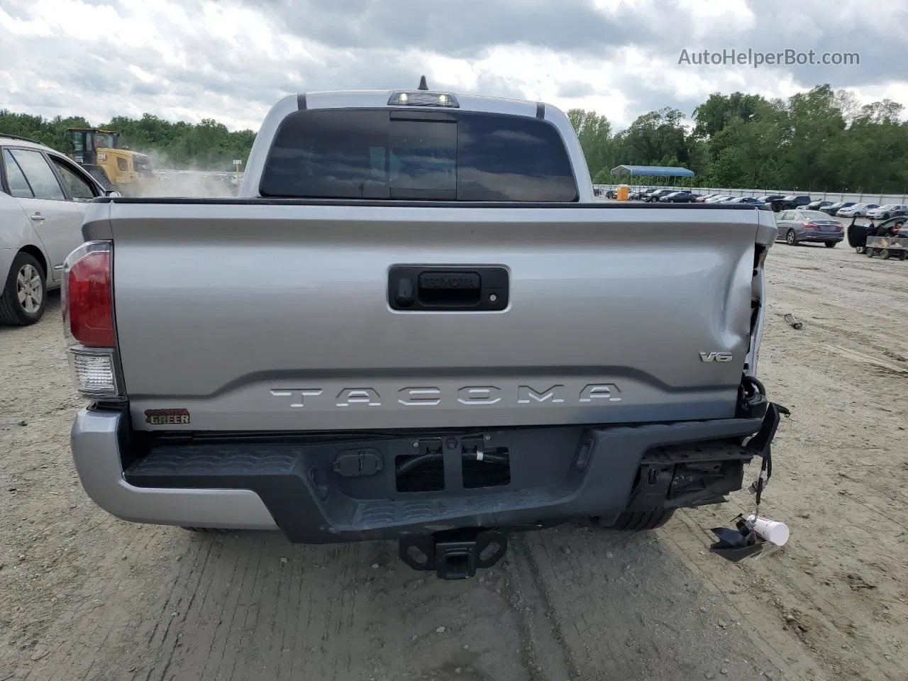 2021 Toyota Tacoma Double Cab Silver vin: 5TFAZ5CN8MX103372