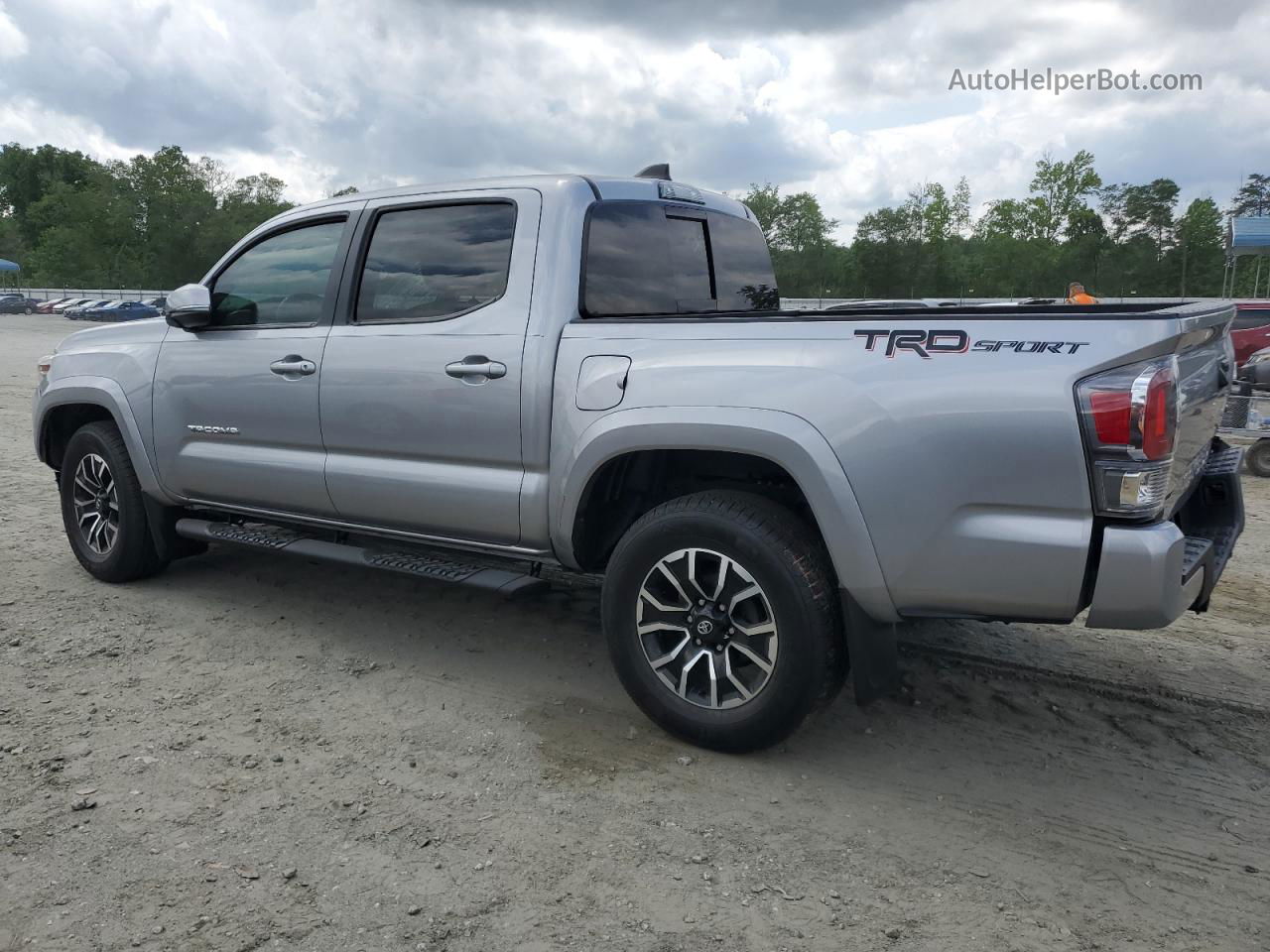 2021 Toyota Tacoma Double Cab Silver vin: 5TFAZ5CN8MX103372