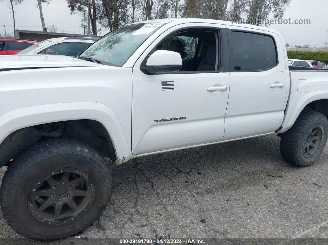 2017 Toyota Tacoma Sr5 V6 White vin: 5TFAZ5CN9HX030972