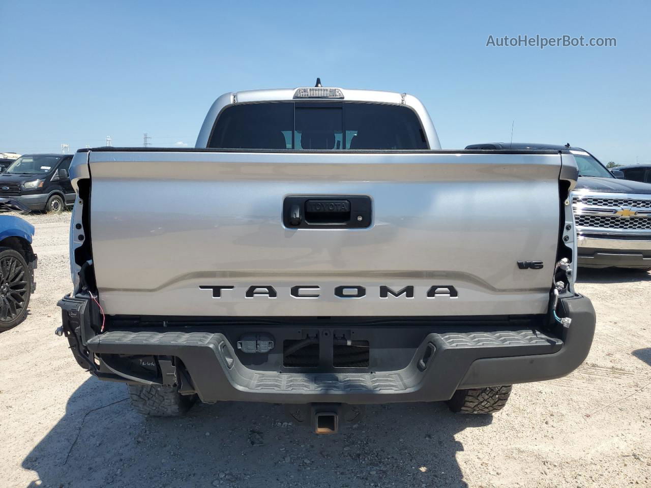 2020 Toyota Tacoma Double Cab Серебряный vin: 5TFAZ5CN9LX091389