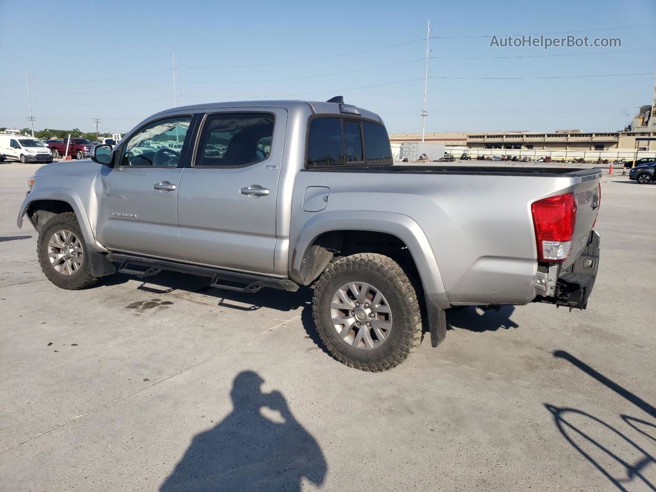2017 Toyota Tacoma Double Cab Серебряный vin: 5TFAZ5CNXHX026347