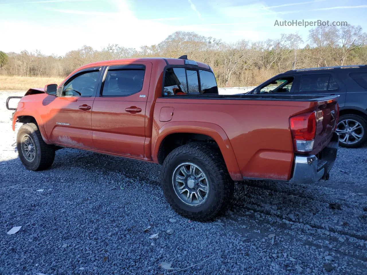 2017 Toyota Tacoma Double Cab Orange vin: 5TFAZ5CNXHX045500