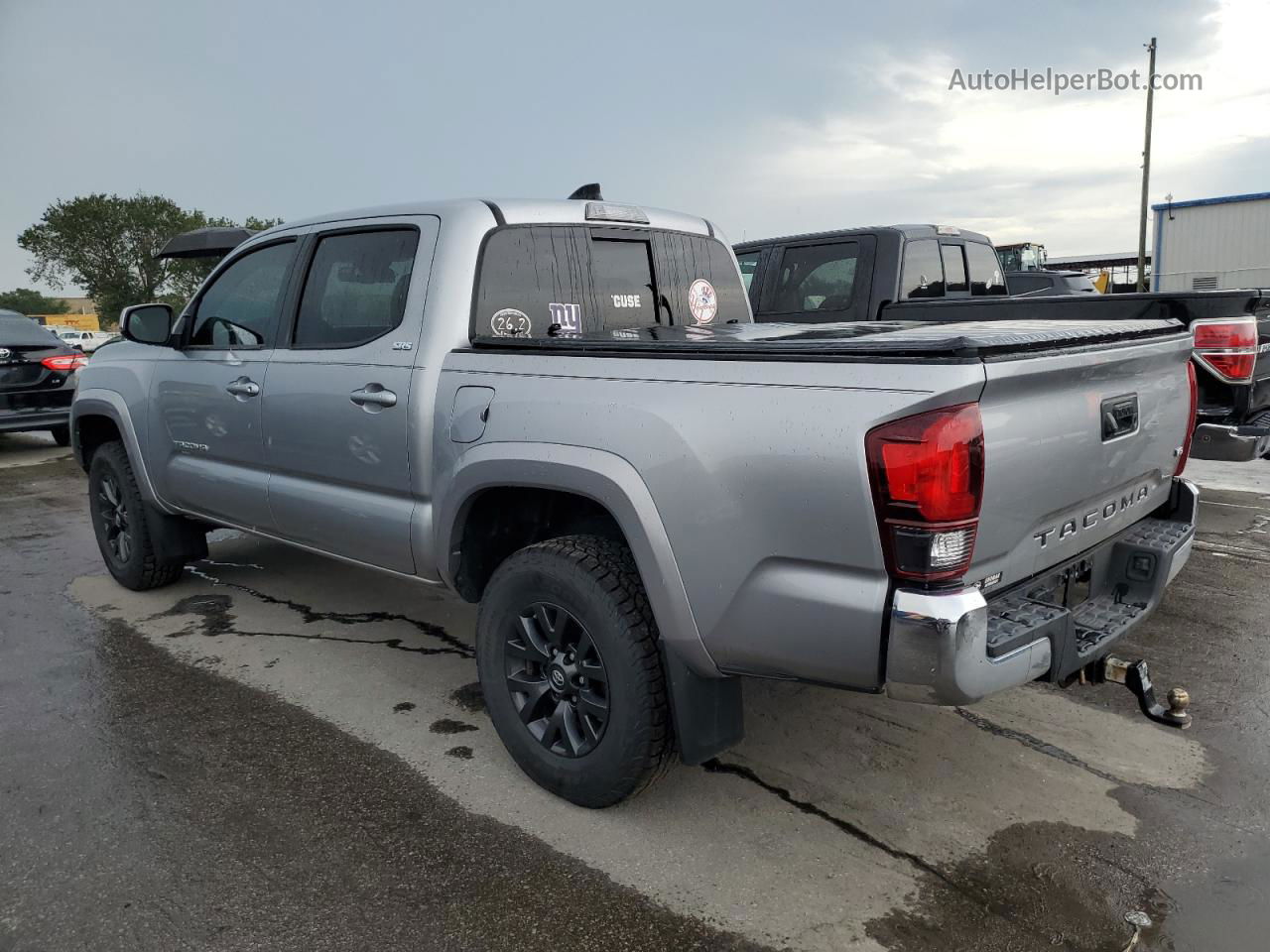 2020 Toyota Tacoma Double Cab Gray vin: 5TFAZ5CNXLX090784