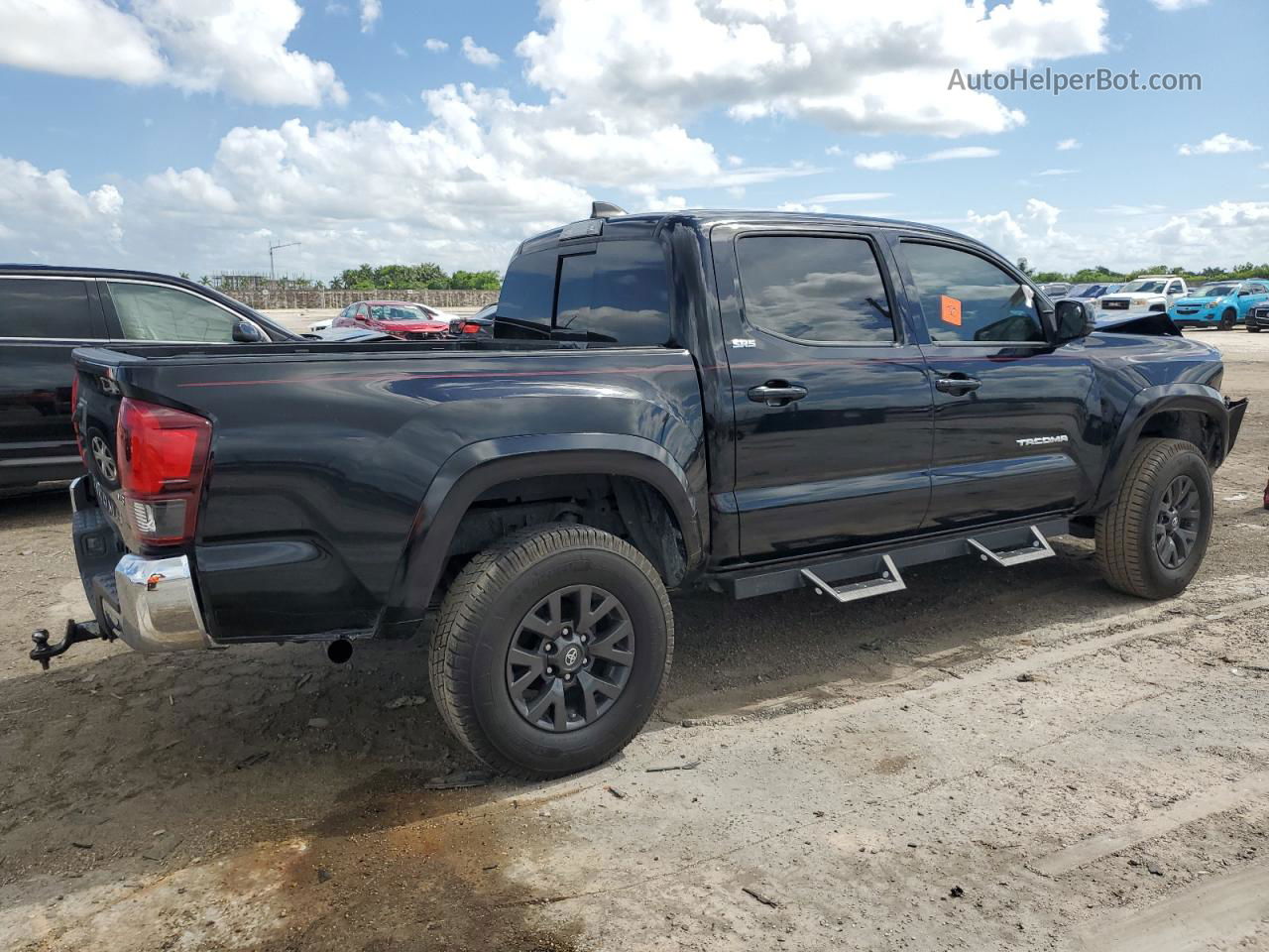 2021 Toyota Tacoma Double Cab Black vin: 5TFAZ5CNXMX095355