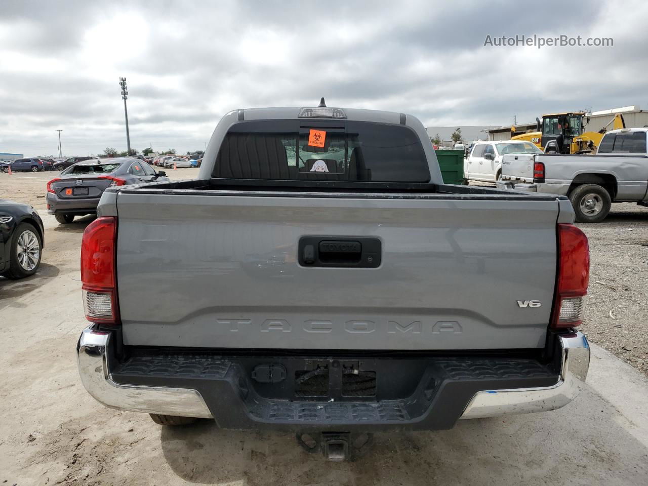 2021 Toyota Tacoma Double Cab Gray vin: 5TFAZ5CNXMX095808