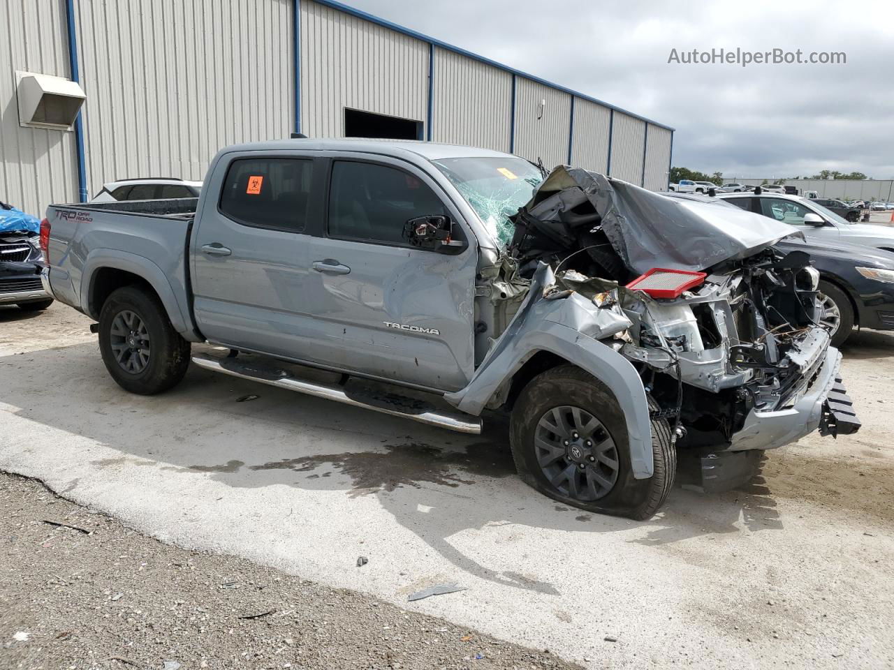 2021 Toyota Tacoma Double Cab Серый vin: 5TFAZ5CNXMX095808