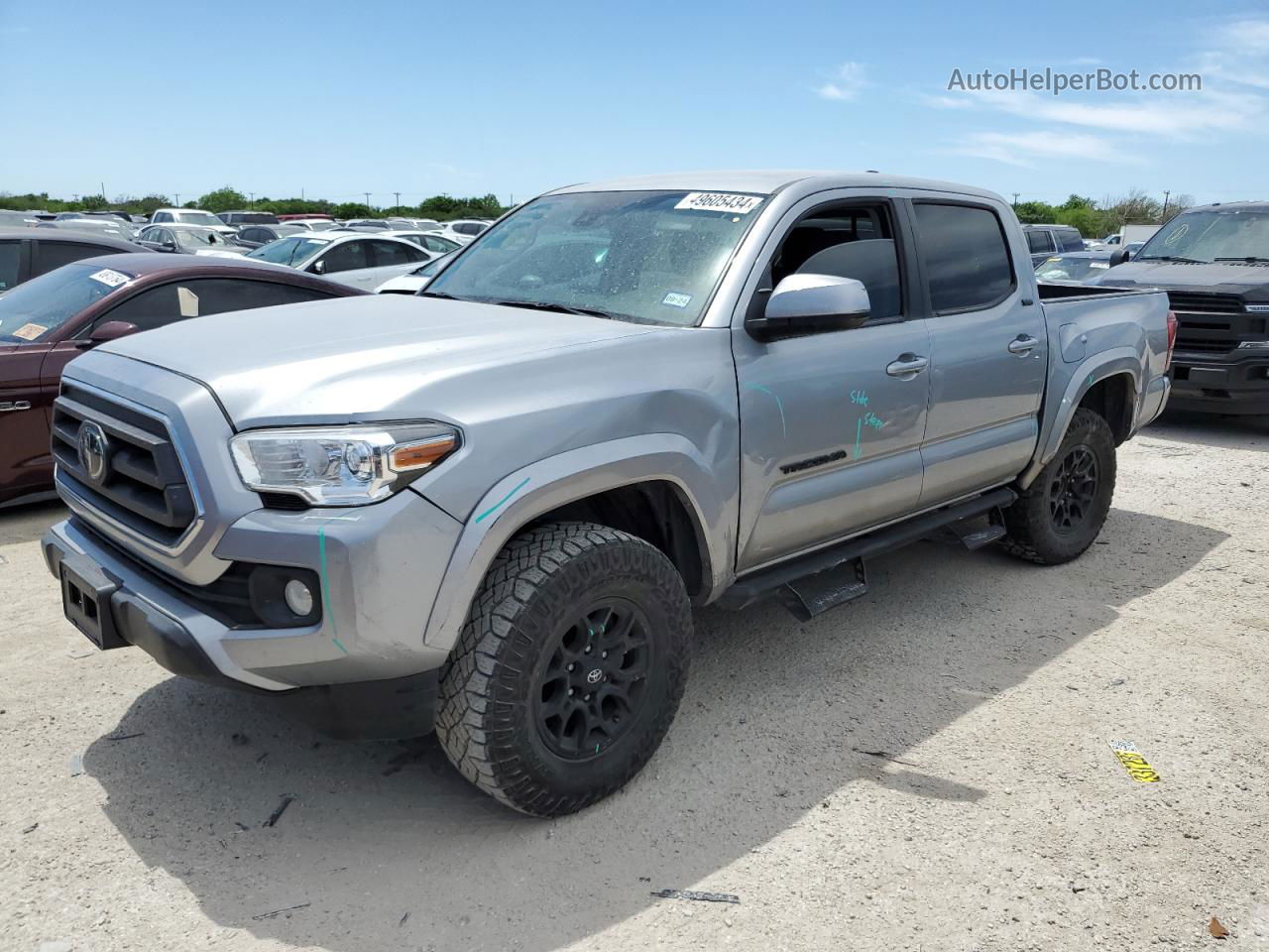 2021 Toyota Tacoma Double Cab Silver vin: 5TFAZ5CNXMX104412