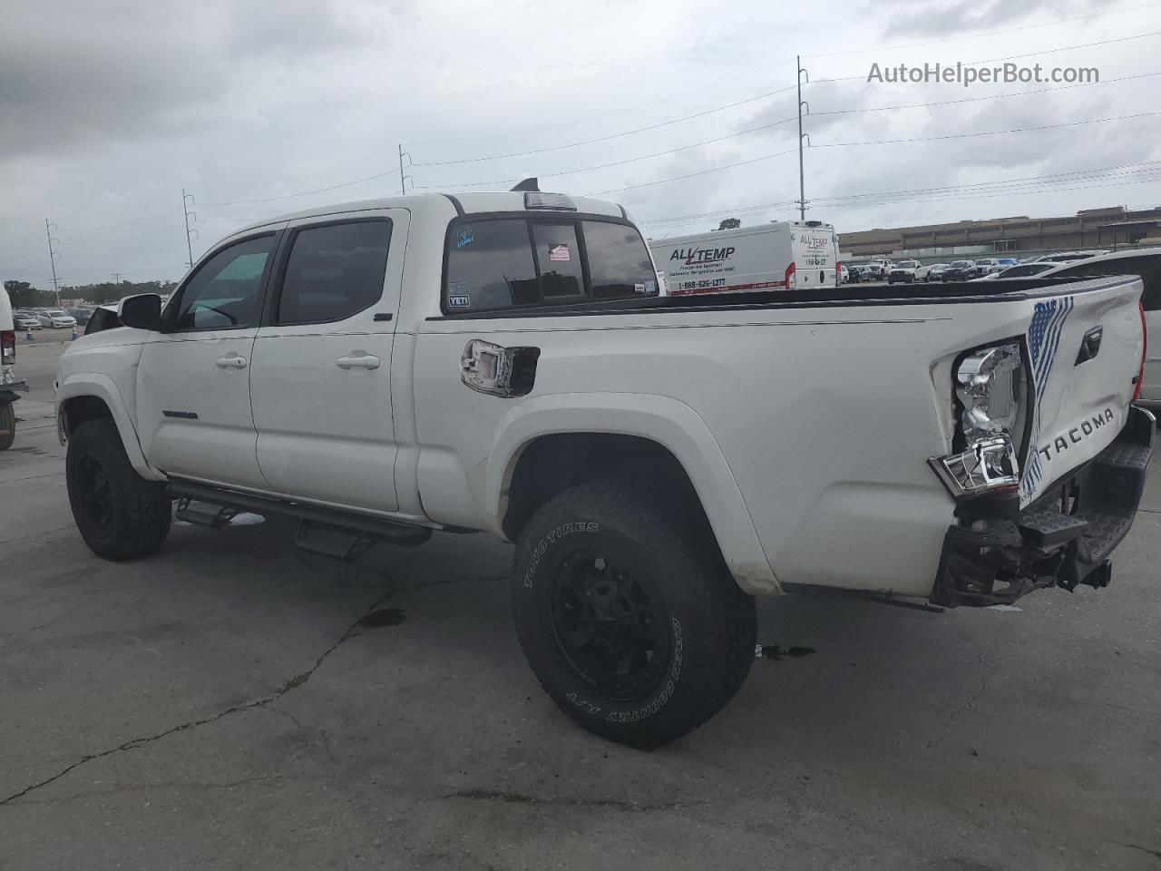 2017 Toyota Tacoma Double Cab Белый vin: 5TFBZ5DN0HX003257