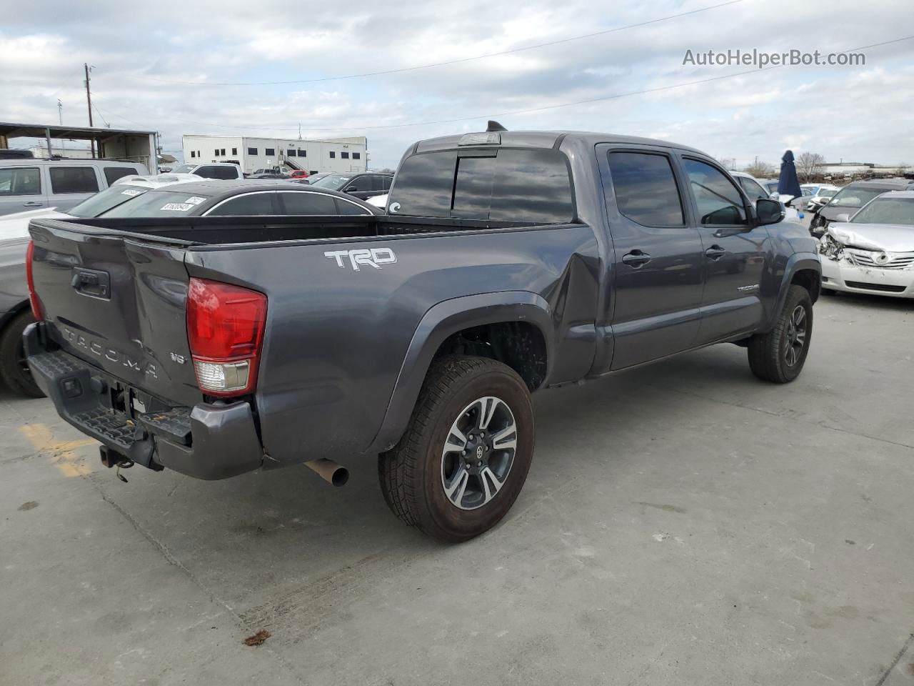 2017 Toyota Tacoma Double Cab Gray vin: 5TFBZ5DN7HX002400