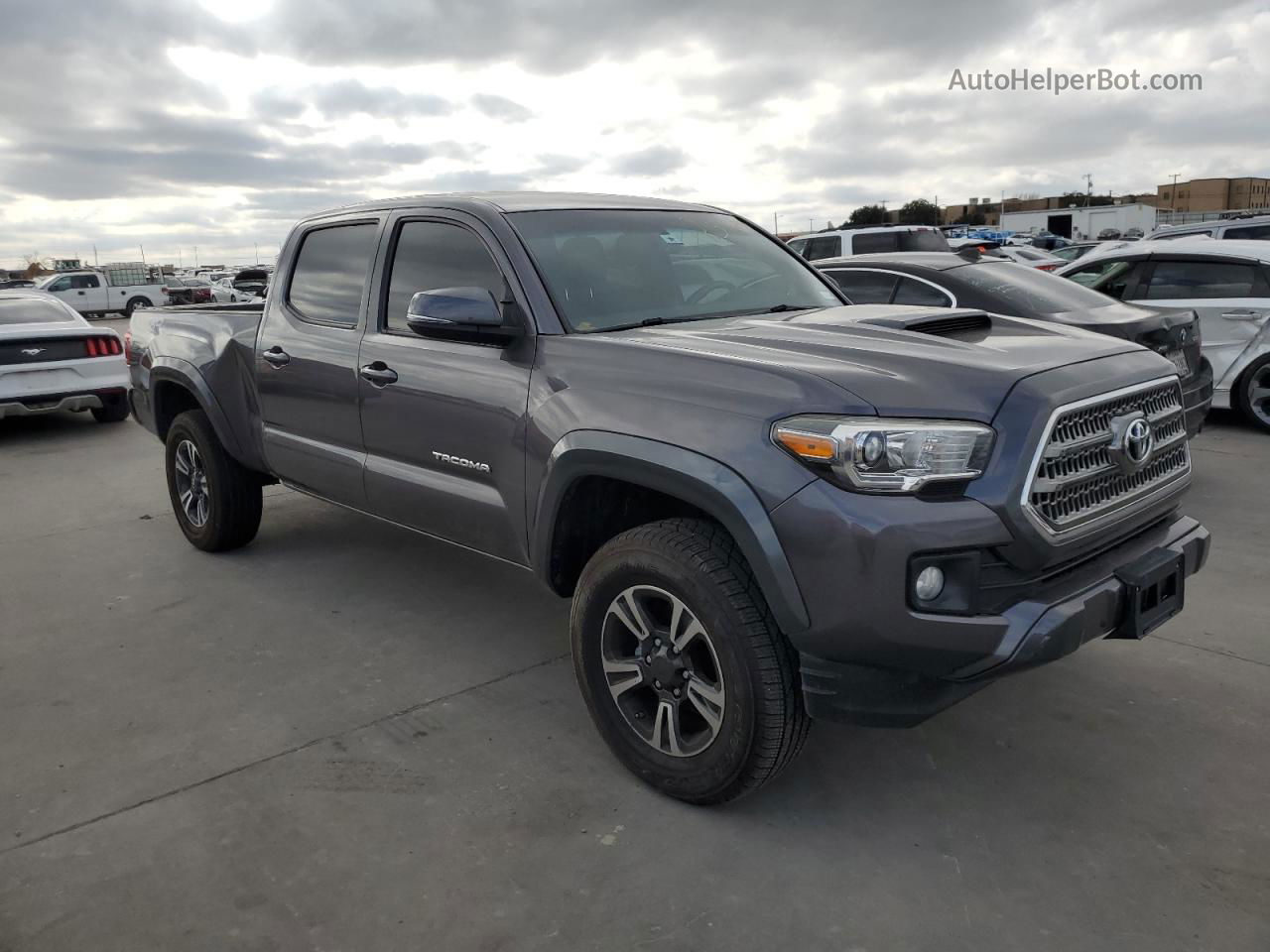 2017 Toyota Tacoma Double Cab Gray vin: 5TFBZ5DN7HX002400