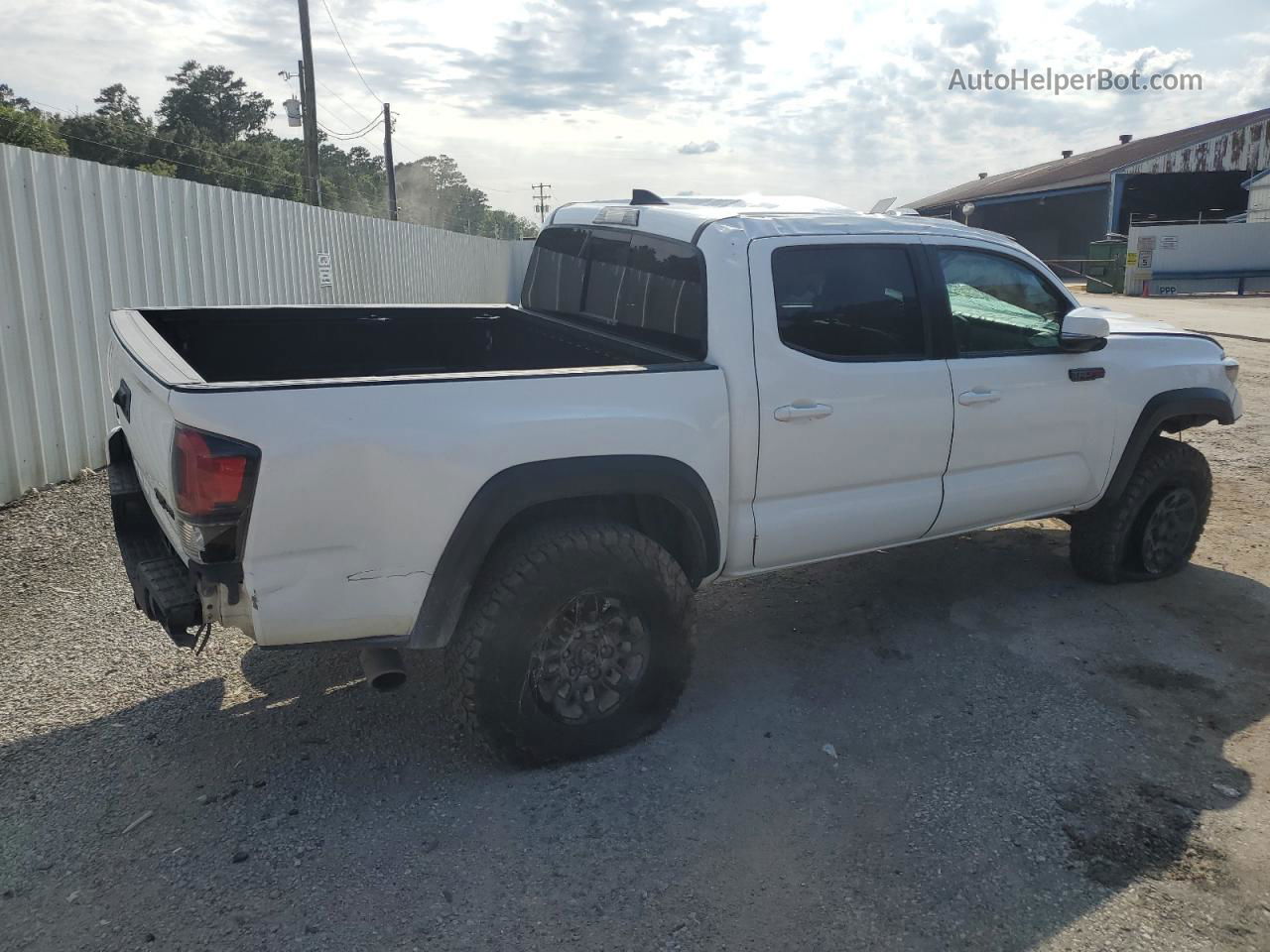 2019 Toyota Tacoma Double Cab White vin: 5TFCZ5AN0KX173828