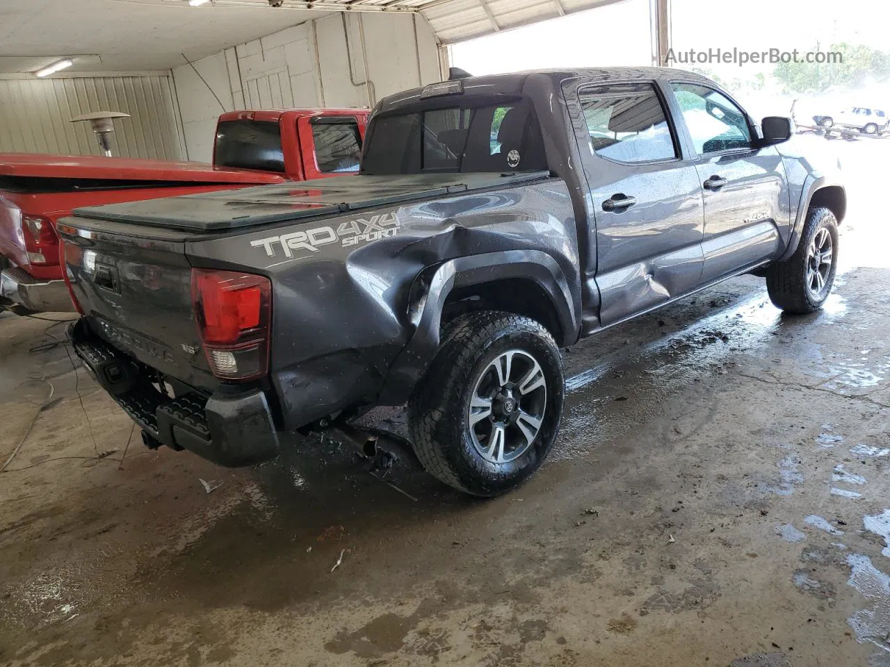 2019 Toyota Tacoma Double Cab Gray vin: 5TFCZ5AN0KX189690