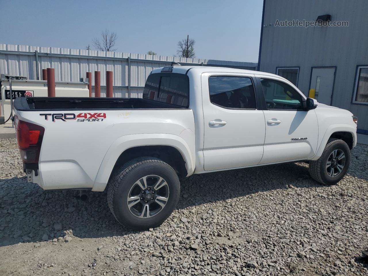 2019 Toyota Tacoma Double Cab White vin: 5TFCZ5AN0KX197627