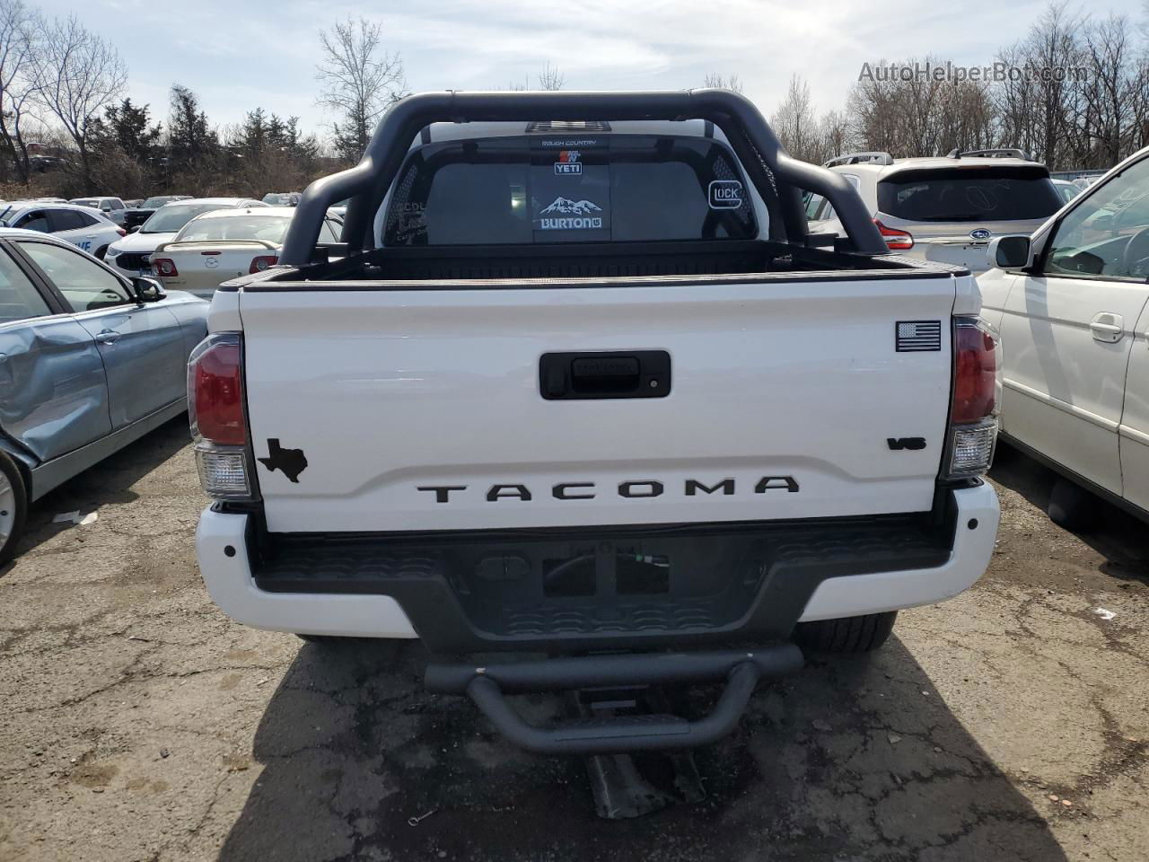 2021 Toyota Tacoma Double Cab White vin: 5TFCZ5AN0MX254749