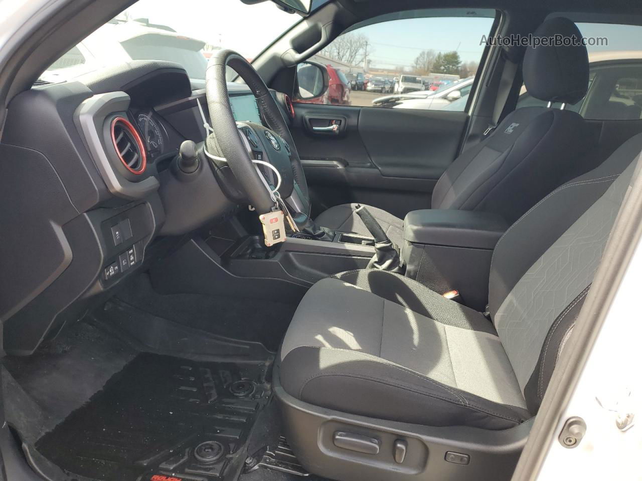 2021 Toyota Tacoma Double Cab Белый vin: 5TFCZ5AN0MX254749