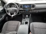 2017 Toyota Tacoma Double Cab Beige vin: 5TFCZ5AN1HX057532