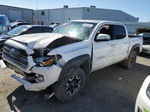 2017 Toyota Tacoma Double Cab Белый vin: 5TFCZ5AN1HX087694