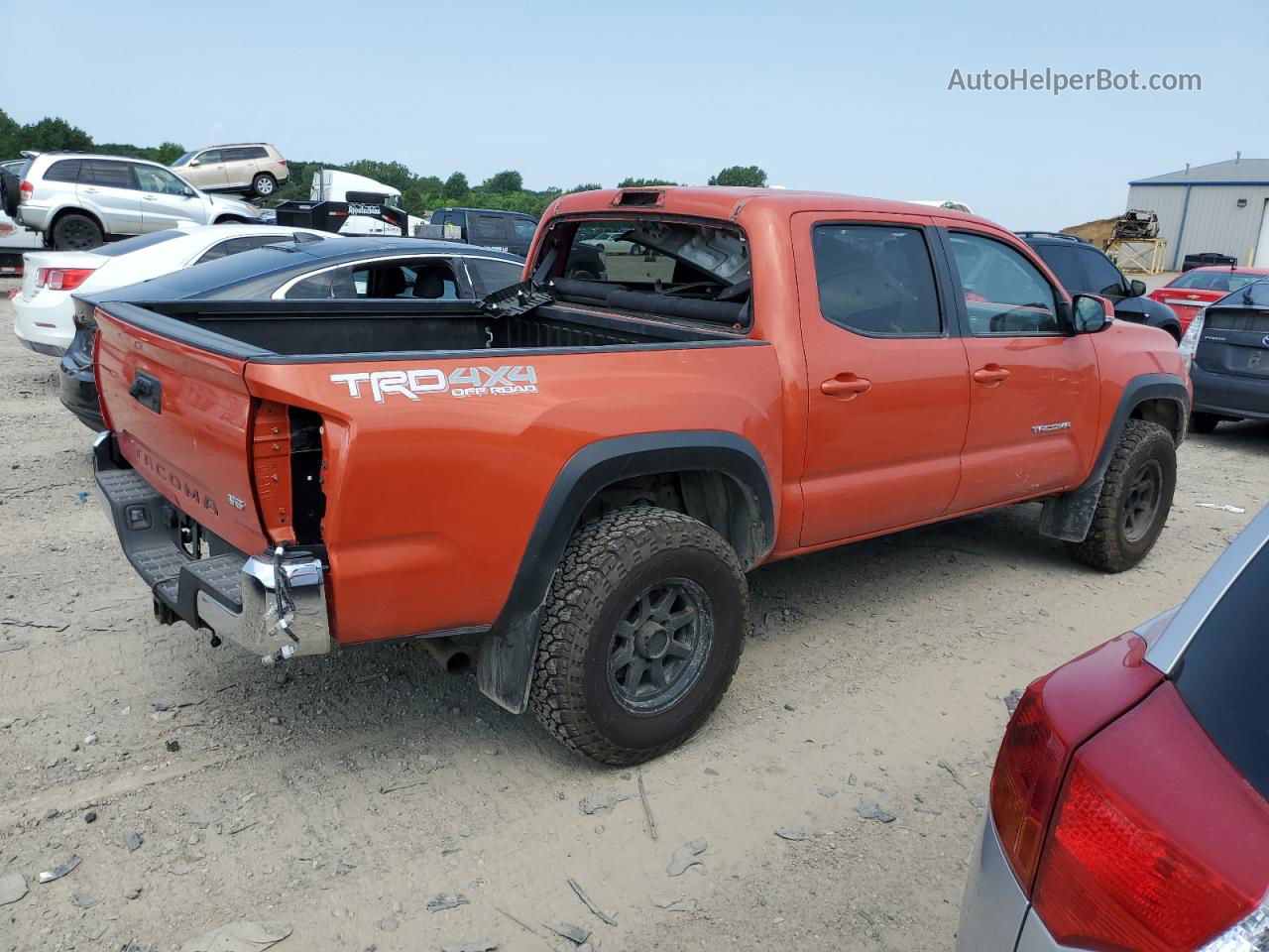 2017 Toyota Tacoma Double Cab Оранжевый vin: 5TFCZ5AN1HX090837