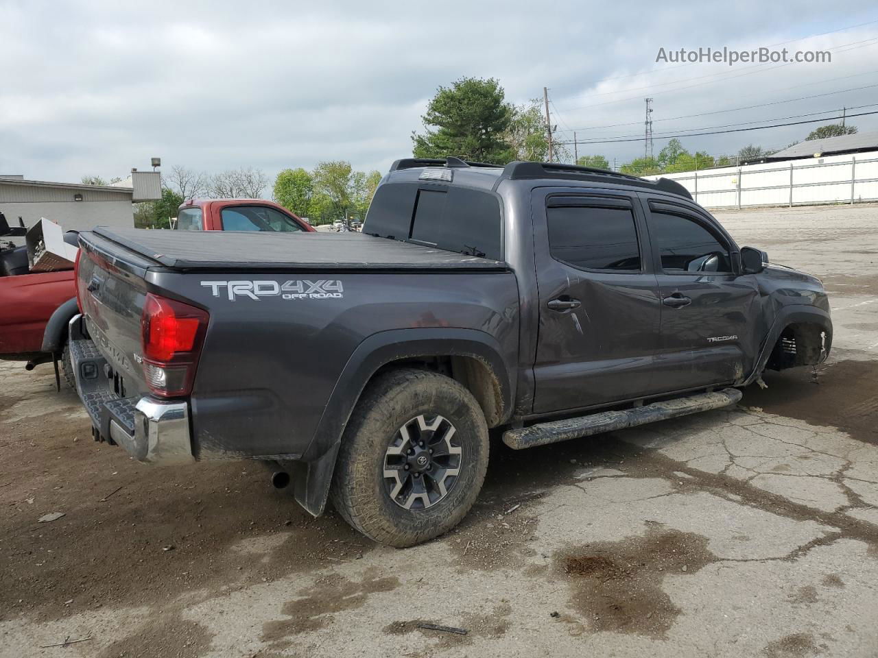 2019 Toyota Tacoma Double Cab Gray vin: 5TFCZ5AN2KX178139