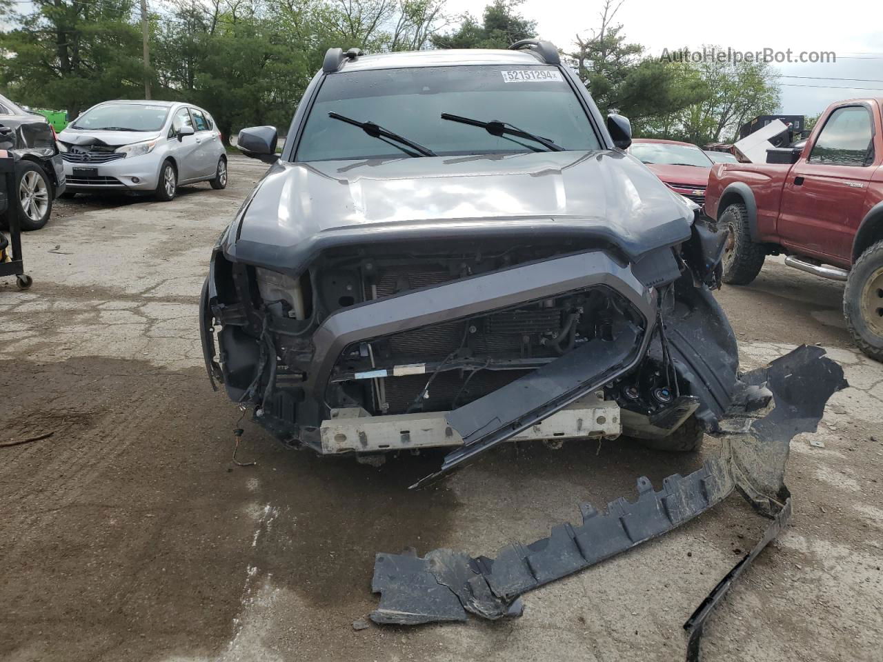 2019 Toyota Tacoma Double Cab Gray vin: 5TFCZ5AN2KX178139