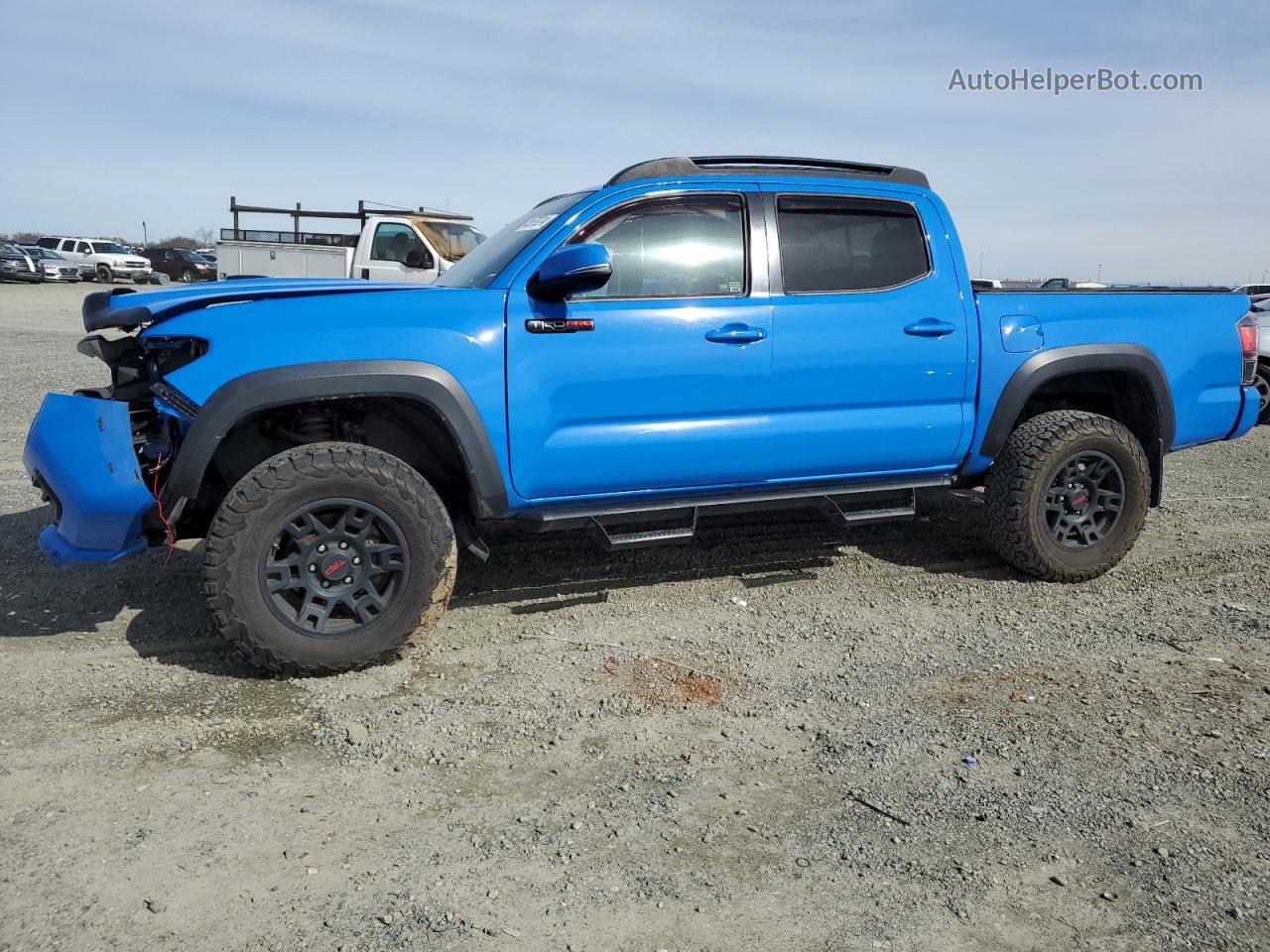 2019 Toyota Tacoma Double Cab Синий vin: 5TFCZ5AN2KX185897