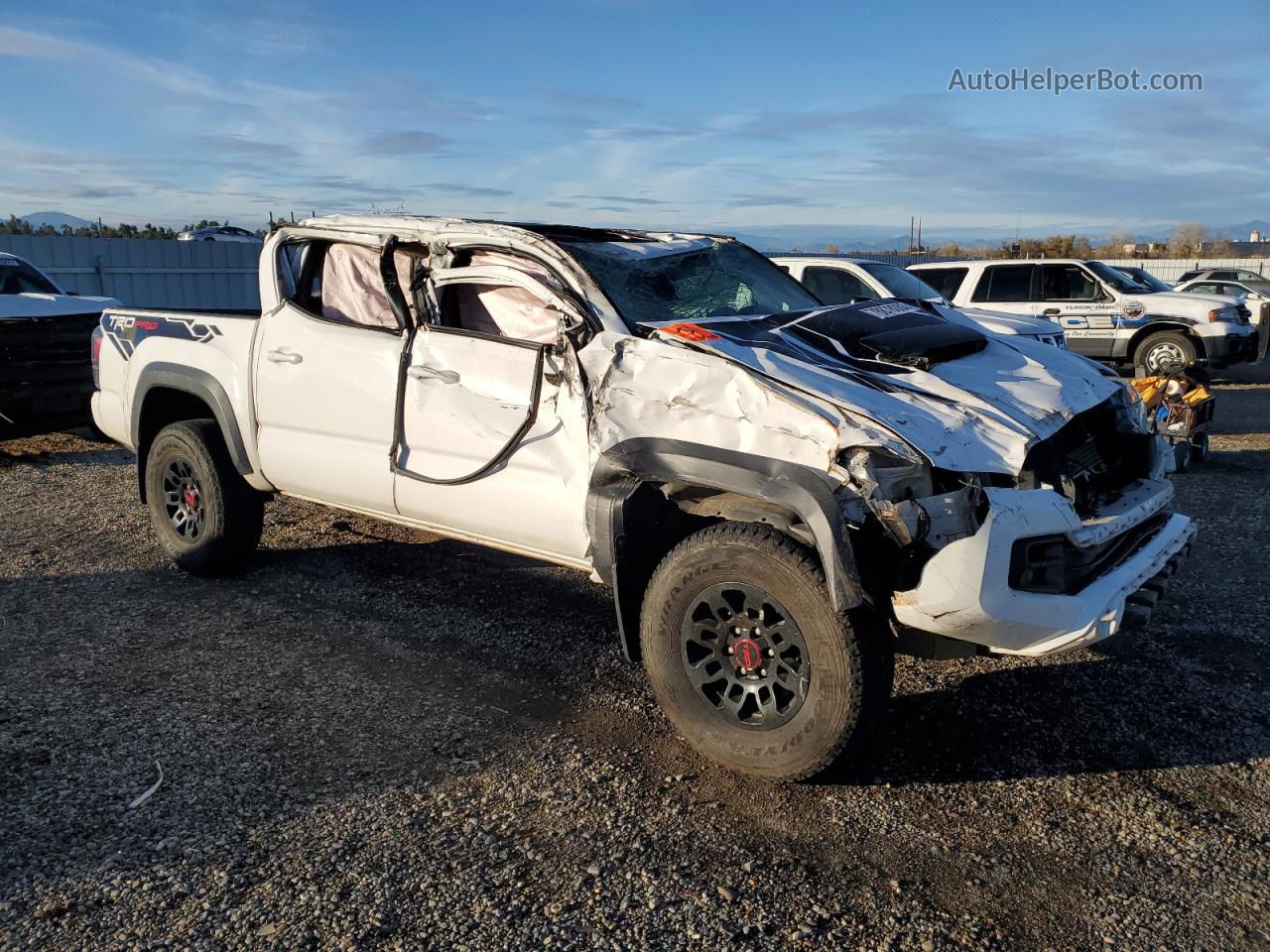 2019 Toyota Tacoma Double Cab Белый vin: 5TFCZ5AN2KX200267