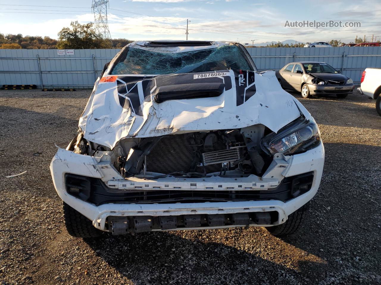 2019 Toyota Tacoma Double Cab White vin: 5TFCZ5AN2KX200267