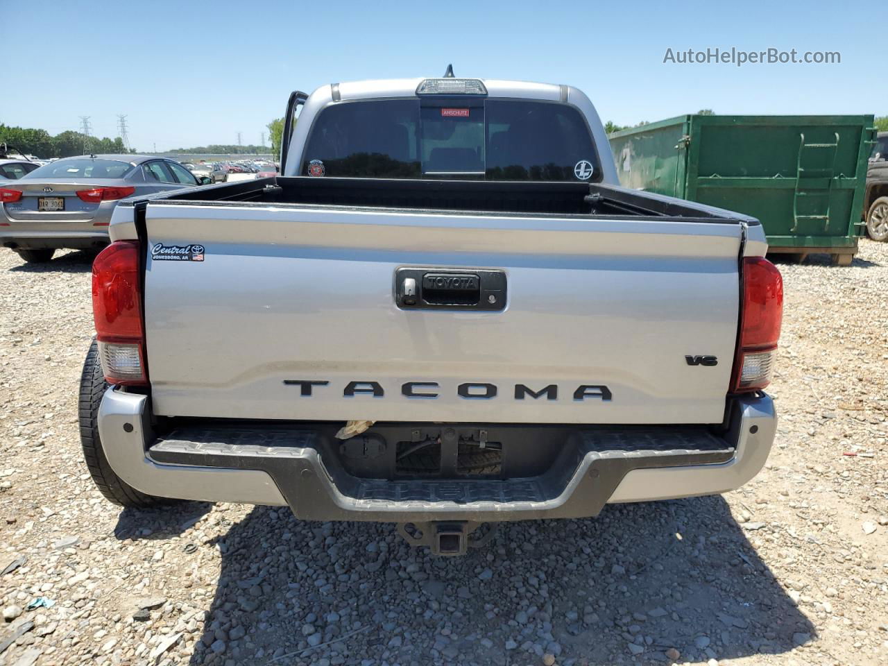 2019 Toyota Tacoma Double Cab Silver vin: 5TFCZ5AN2KX210409