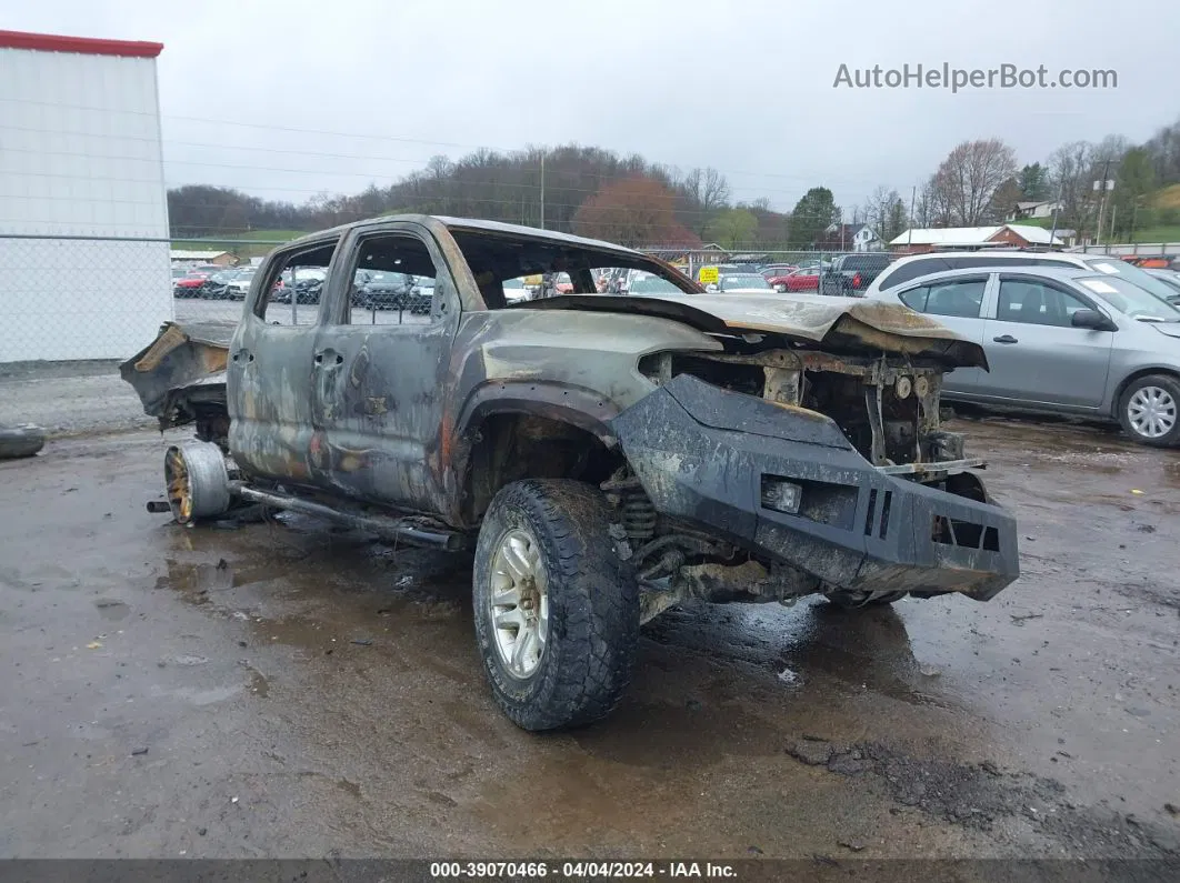 2017 Toyota Tacoma   Black vin: 5TFCZ5AN3HX092931