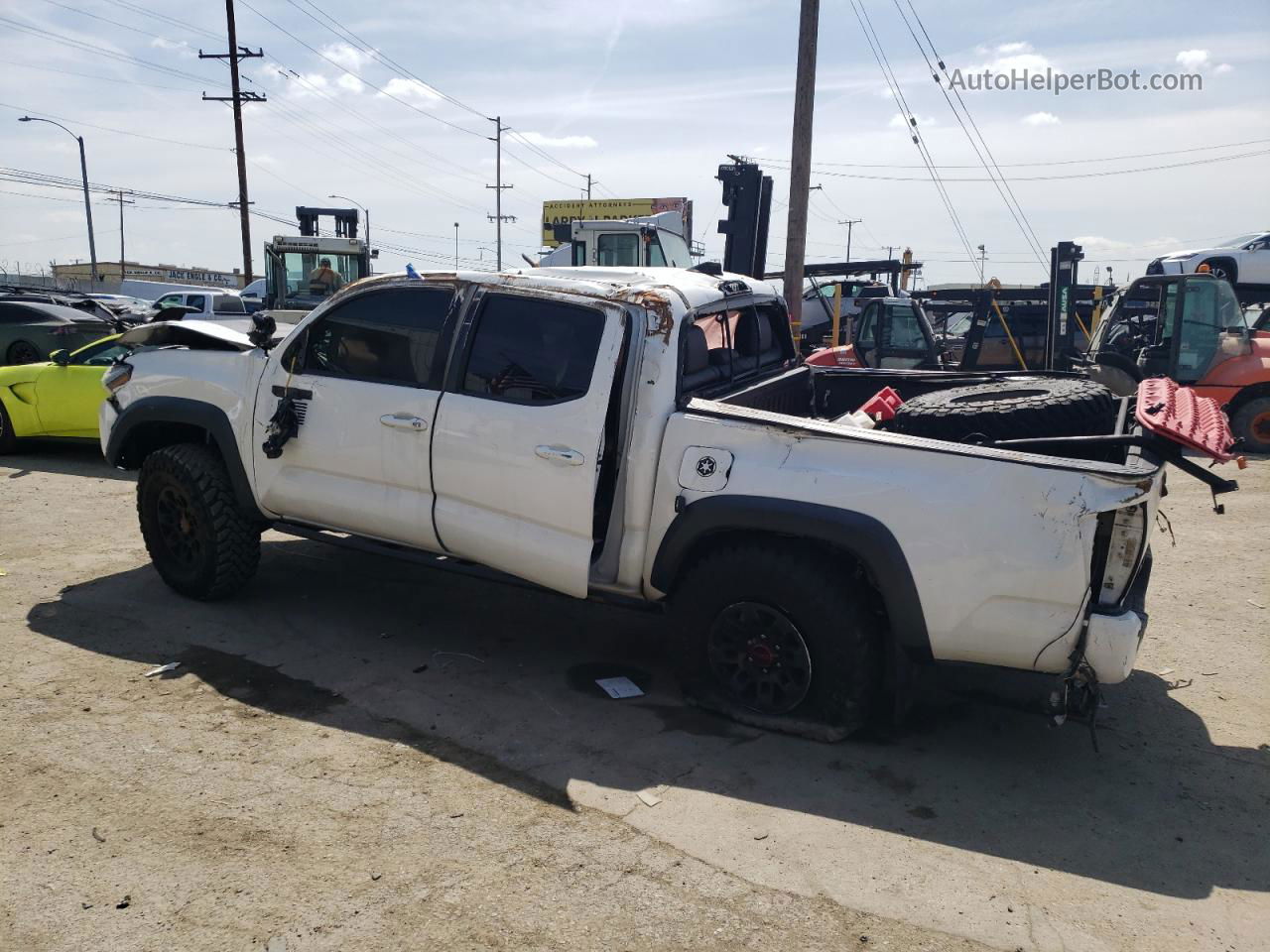 2019 Toyota Tacoma Double Cab White vin: 5TFCZ5AN3KX210922