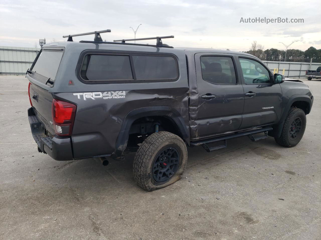 2019 Toyota Tacoma Double Cab Charcoal vin: 5TFCZ5AN4KX170267